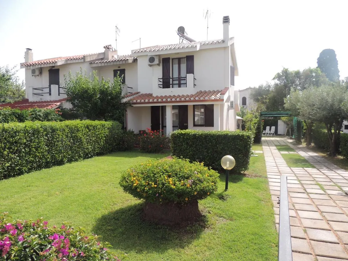 Casa Mare E Relax Villa Pula 0*,
